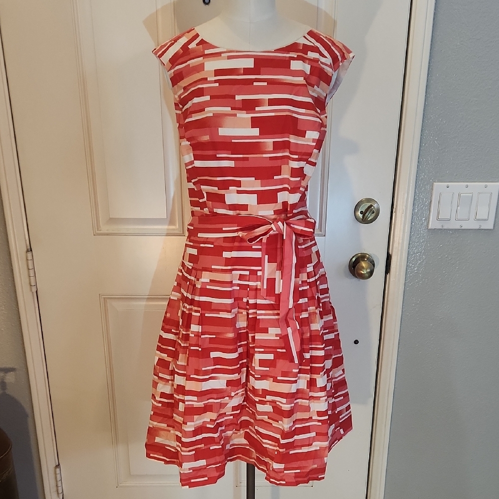 Robbie Bee Red and White Geometric Midi Dress